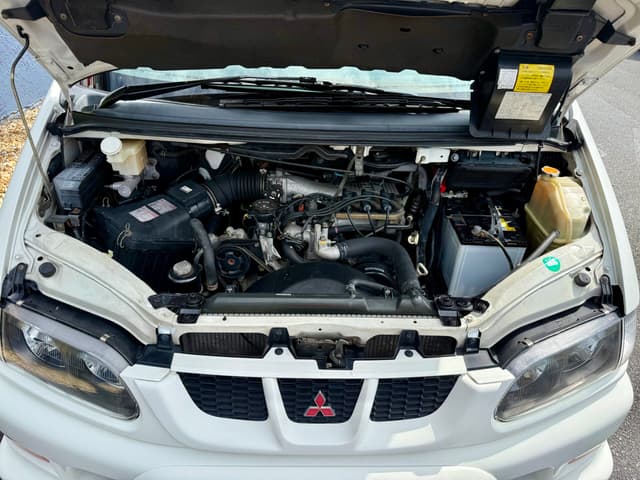 2000 Mitsubishi Delica JDM car for sale — photo 24 of 24