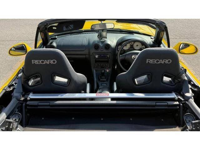 2001 Mazda Roadster (Eunos Roadster / MX-5) JDM car for sale — photo 7 of 20