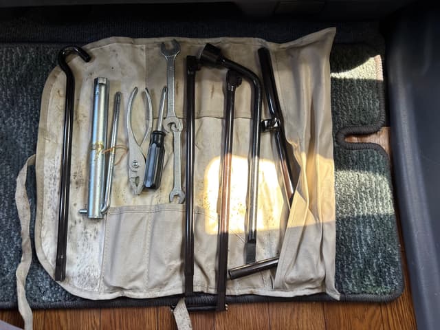 1999 Toyota Land Cruiser Prado JDM car for sale — photo 13 of 22