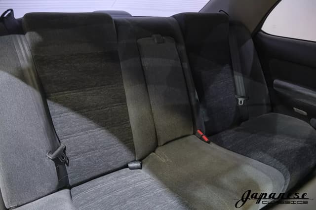 1997 Nissan Gloria JDM car for sale — photo 17 of 25