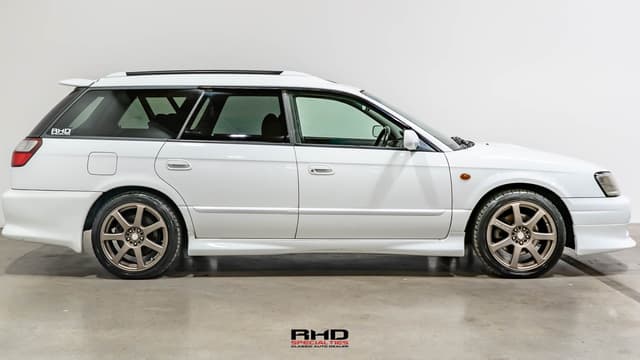 2001 Subaru Legacy JDM car for sale — photo 8 of 24