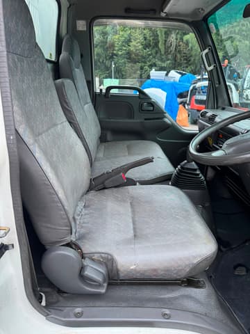 1998 Isuzu Elf JDM car for sale — photo 7 of 14