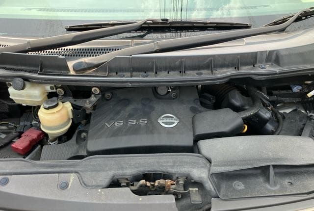 2003 Nissan Elgrand JDM car for sale — photo 14 of 25