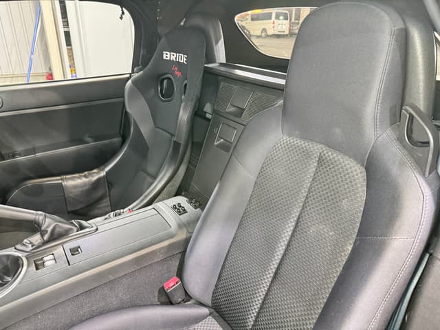 2006 Mazda Roadster (Eunos Roadster / MX-5) JDM car for sale — photo 13 of 25