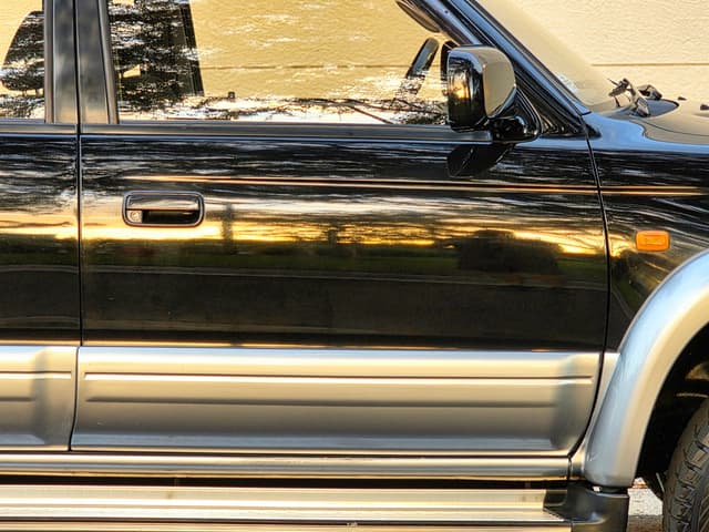 1997 Toyota Hilux Surf JDM car for sale — photo 7 of 25