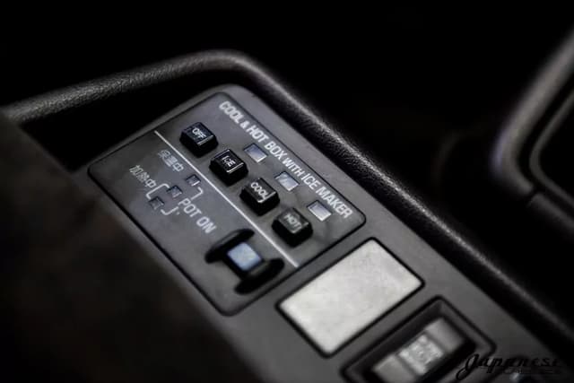 1994 Toyota HiAce JDM car for sale — photo 14 of 25