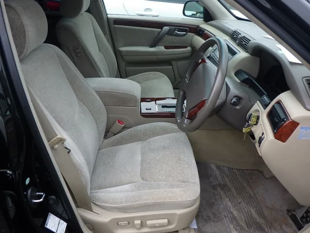 2000 Toyota Crown JDM car for sale — photo 5 of 25
