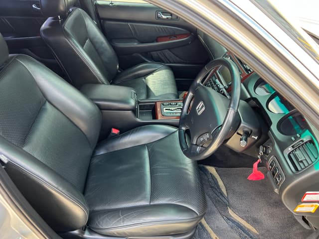 1998 Honda Legend JDM car for sale — photo 7 of 14