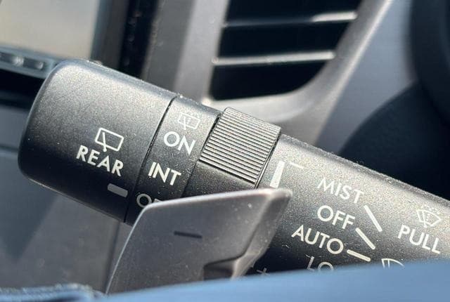 2010 Subaru Legacy JDM car for sale — photo 15 of 25