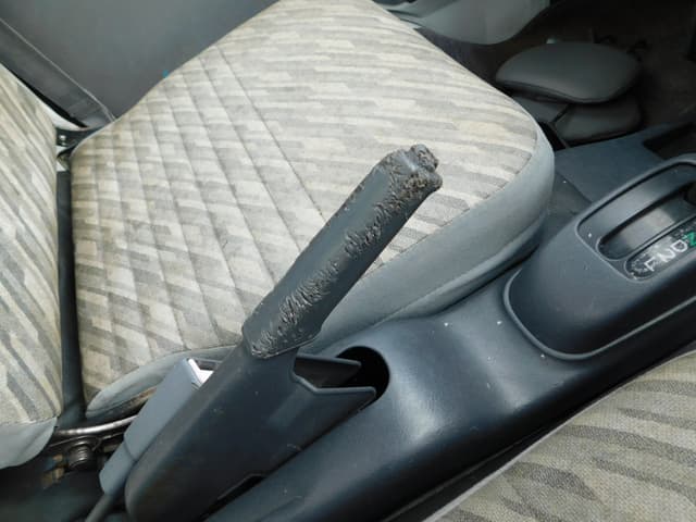 2002 Mitsubishi Pajero Mini JDM car for sale — photo 5 of 8