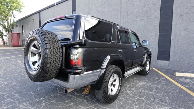 1998 Toyota Hilux Surf JDM car for sale — photo 8 of 16