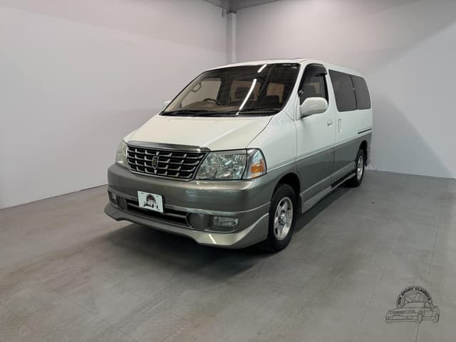 2001 Toyota Grand Hiace JDM car for sale — photo 4 of 25