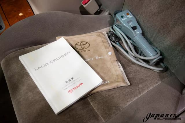 2000 Toyota Land Cruiser JDM car for sale — photo 18 of 25