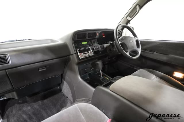 1995 Toyota HiAce JDM car for sale — photo 9 of 25