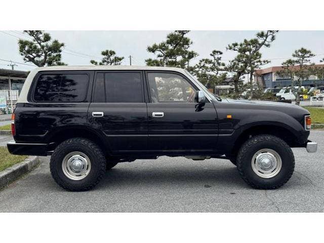 1993 Toyota Land Cruiser JDM car for sale — photo 3 of 20