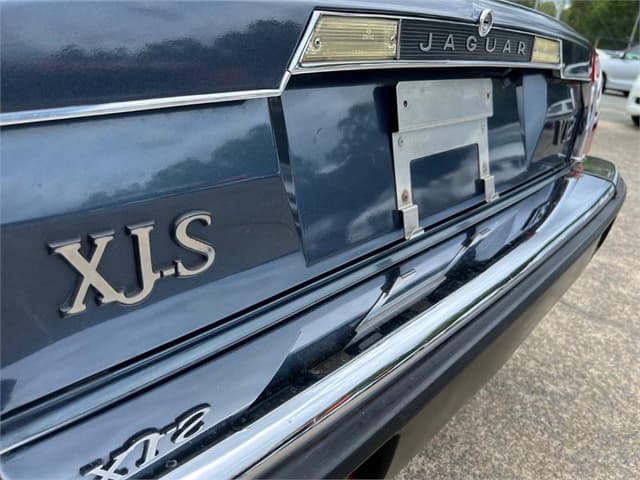 1990 Jaguar JDM car for sale — photo 10 of 15