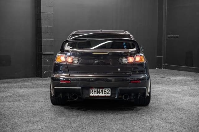 2007 Mitsubishi Lancer Evolution JDM car for sale — photo 14 of 19