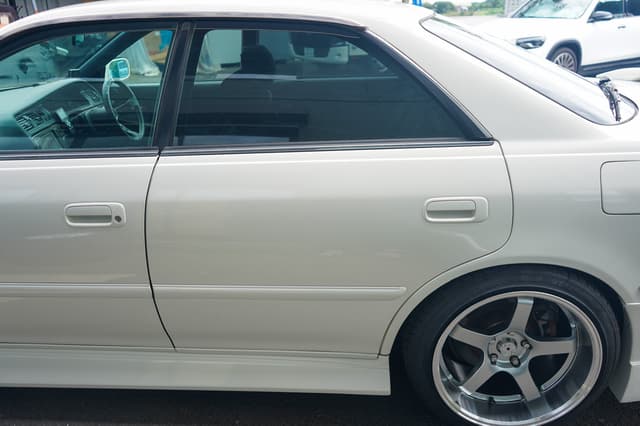 1997 Toyota Mark II JDM car for sale — photo 7 of 25