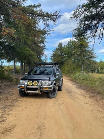 1995 Nissan Terrano JDM car for sale — photo 2 of 7