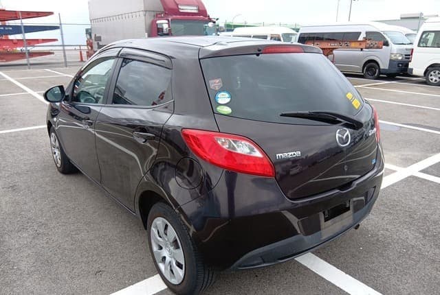 2008 Mazda Demio JDM car for sale — photo 3 of 25