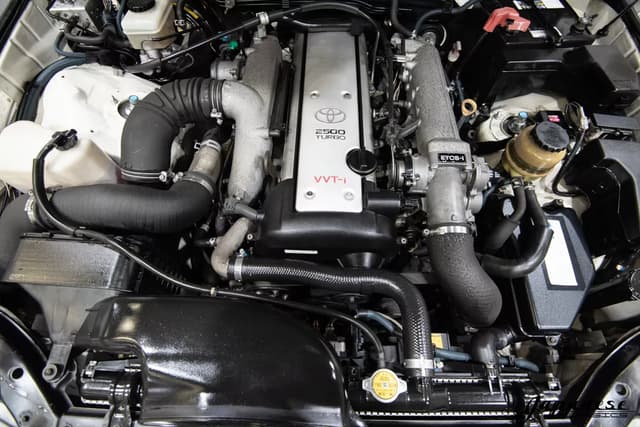 1999 Toyota Crown JDM car for sale — photo 24 of 25