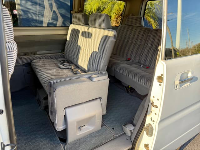 1998 Honda Stepwagon JDM car for sale — photo 19 of 25