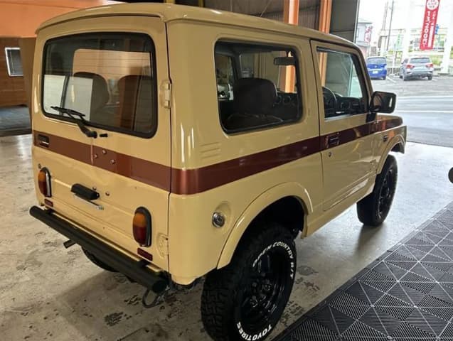 1996 Suzuki Jimny JDM car for sale — photo 8 of 11