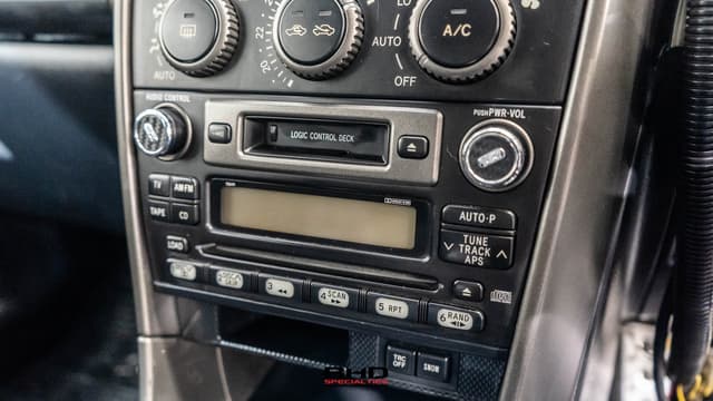1999 Toyota Altezza JDM car for sale — photo 21 of 25