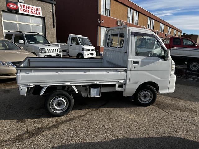 2006 Daihatsu Hijet JDM car for sale — photo 4 of 7