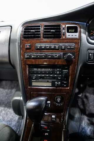 1994 Toyota Chaser JDM car for sale — photo 11 of 25