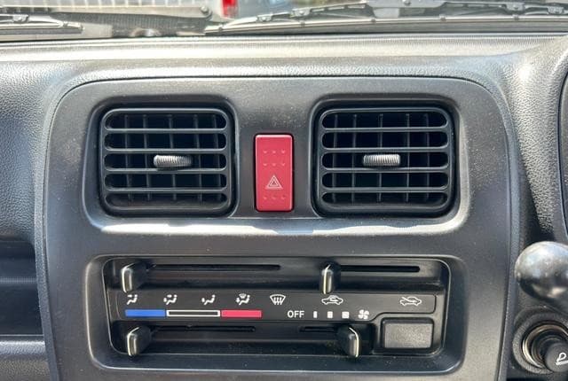 2005 Suzuki Carry JDM car for sale — photo 13 of 20