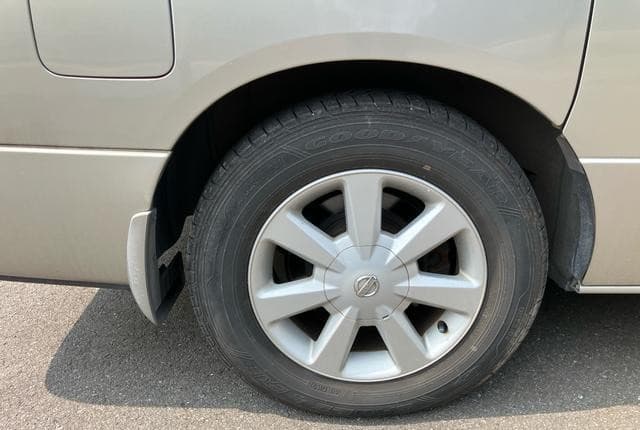 2003 Nissan Elgrand JDM car for sale — photo 16 of 25