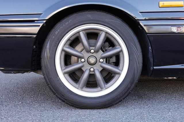 1987 Nissan Skyline JDM car for sale — photo 17 of 25