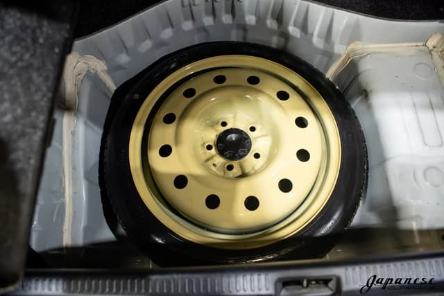 1999 Toyota Altezza JDM car for sale — photo 22 of 25