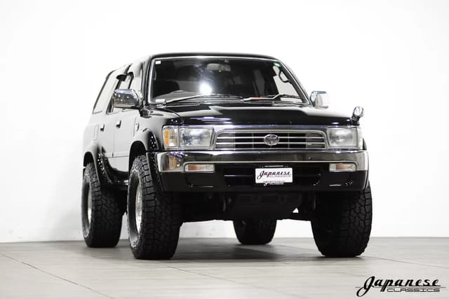 1995 Toyota Hilux JDM car for sale — photo 3 of 25