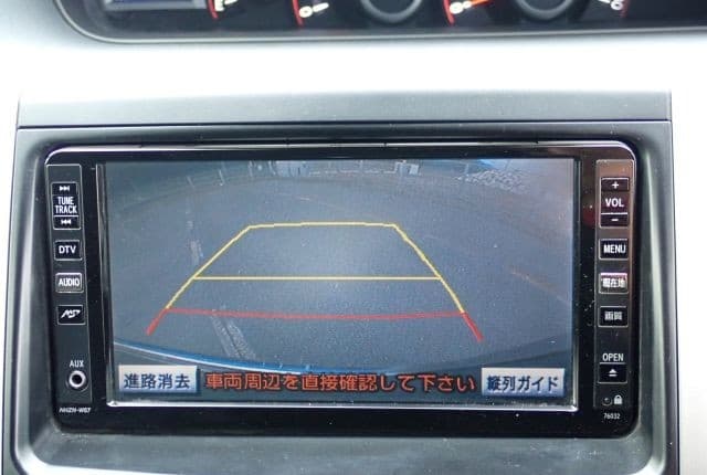 2008 Toyota Voxy JDM car for sale — photo 15 of 25