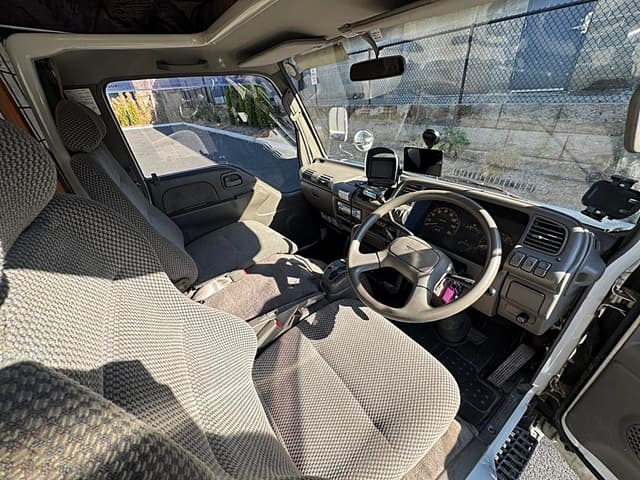1995 Isuzu Elf JDM car for sale — photo 9 of 25
