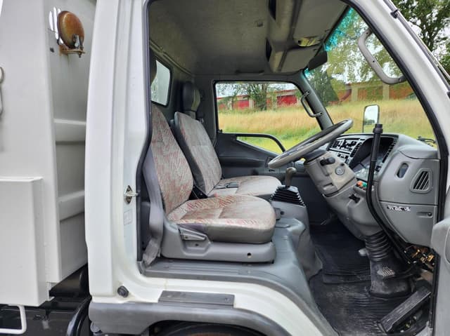 1996 Mitsubishi Canter JDM car for sale — photo 14 of 24