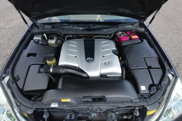 2000 Toyota Celsior JDM car for sale — photo 16 of 18