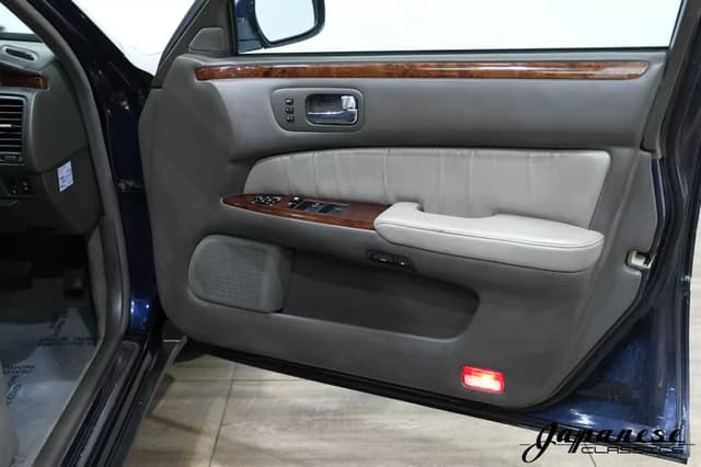 1997 Nissan Cima JDM car for sale — photo 22 of 25