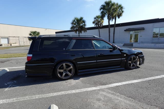 2000 Nissan Stagea JDM car for sale — photo 10 of 20