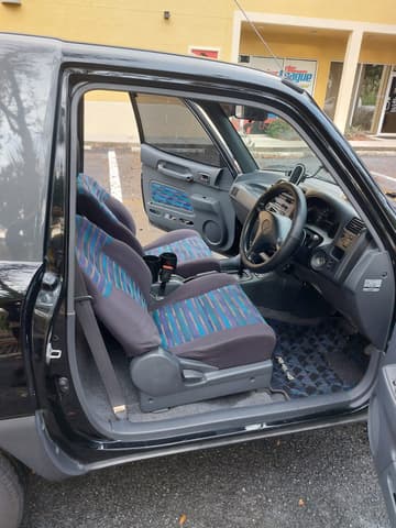 1995 Toyota RAV4 JDM car for sale — photo 9 of 13