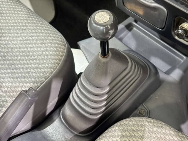 1999 Daihatsu Hijet JDM car for sale — photo 14 of 25