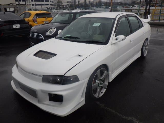 1997 Mitsubishi Lancer JDM car for sale — photo 4 of 10