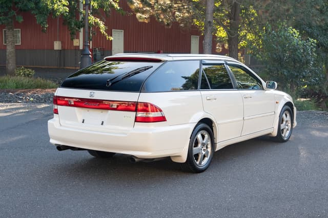 1998 Honda Accord JDM car for sale — photo 6 of 12
