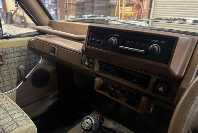 1986 Nissan Safari JDM car for sale — photo 18 of 25