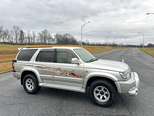 1998 Toyota Hilux Surf JDM car for sale — photo 10 of 10