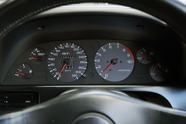 1993 Nissan Skyline JDM car for sale — photo 22 of 25