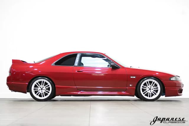 1993 Nissan Skyline JDM car for sale — photo 5 of 25