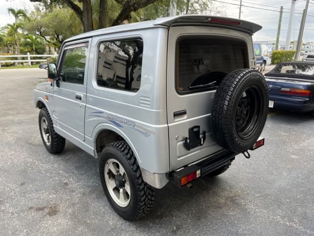 1997 Suzuki Jimny JDM car for sale — photo 5 of 17